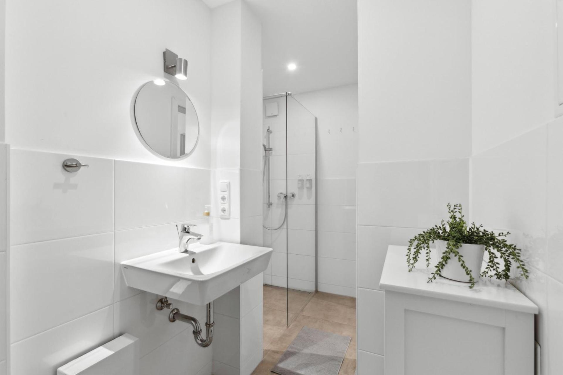 Stylisches 2-Zimmer Ambient Apartment In Alsternaehe Mit Kingsize-Bett & Schlafsofa Хамбург Екстериор снимка